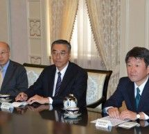 Скрипн Islom Karimov Oqsaroyda Yaponiya iqtisodiyot, savdo va sanoat vazirini qabul qildi(UZBEKINO.NET)