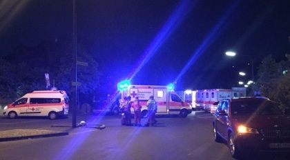 Скрипн БАВАРИЯДА БОЛТА КЎТАРГАН ЙИГИТ ПОЕЗД ЙЎЛОВЧИЛАРИГА ҲУЖУМ ҚИЛДИ