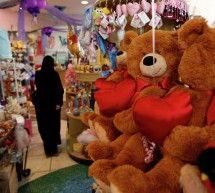 Скрипн Besh nafar Saudiya Arabistoni fuqarosi “Sevishganlar kuni”ni nishonlagani uchun ozodlikdan mahrum etildi(UZBEKINO.NET)